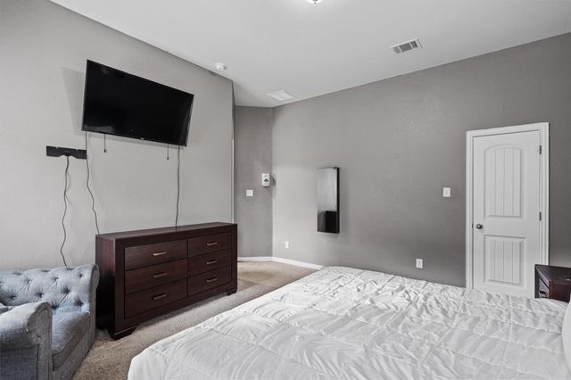 804 Farm House DR, Hutto, TX 78634