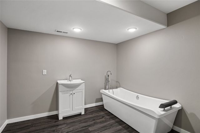 151 Alan Avenue SW A, Swisher, IA 52338