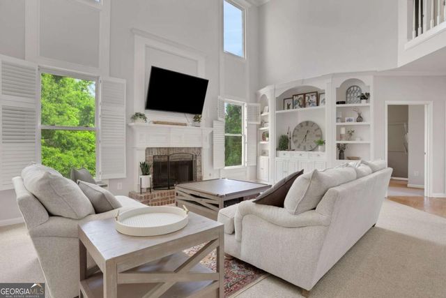 639 Grand Folia Court, Sugar Hill, GA 30518