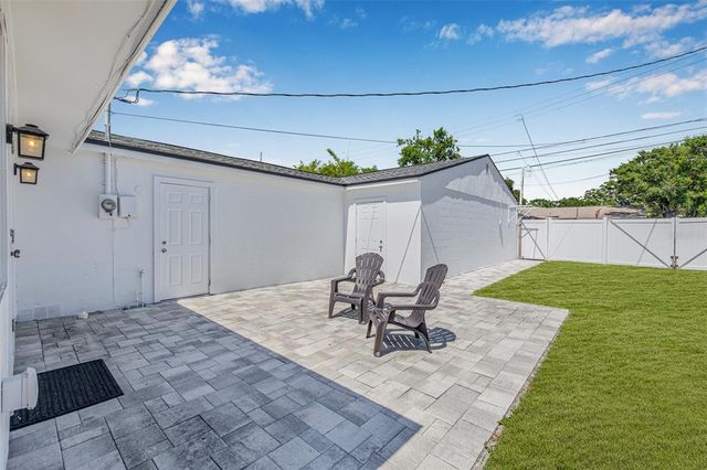 812 60TH STREET S, Gulfport, FL 33707