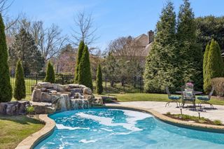 1412 Arrowhead Dr, Brentwood, TN 37027