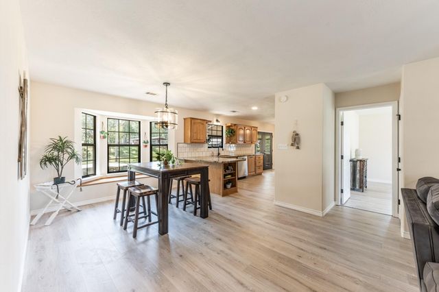 71 Key Largo Loop, Point Blank, TX 77364