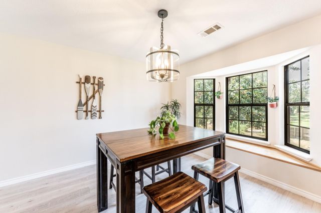 71 Key Largo Loop, Point Blank, TX 77364