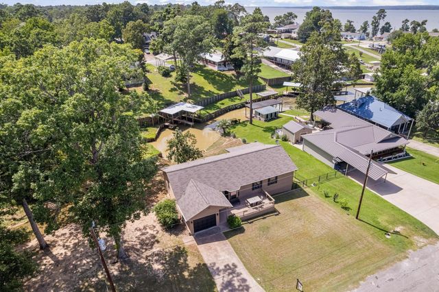 71 Key Largo Loop, Point Blank, TX 77364