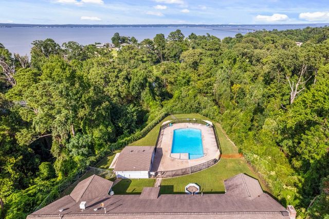 71 Key Largo Loop, Point Blank, TX 77364