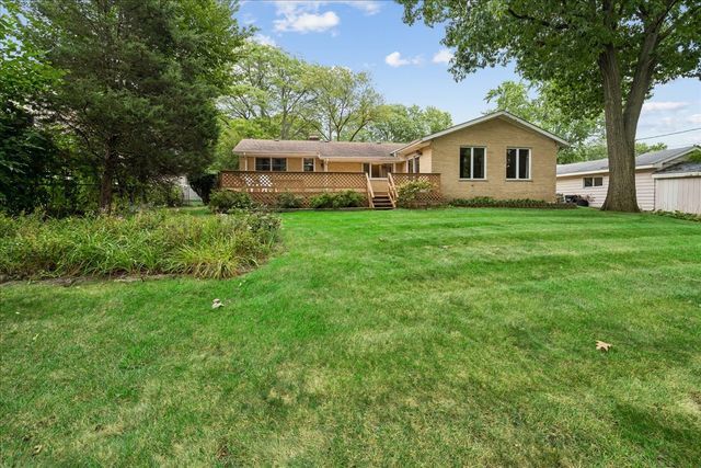 412 Scott Street, Algonquin, IL 60102
