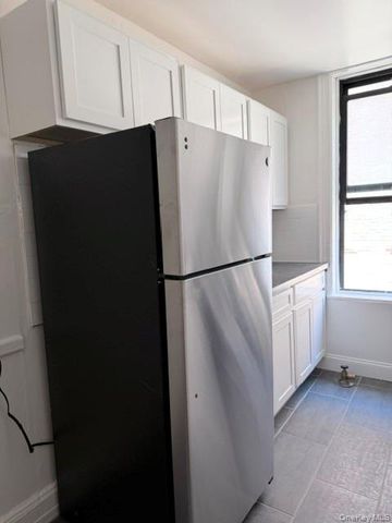43-33 46 Street D9, Sunnyside, NY 11104