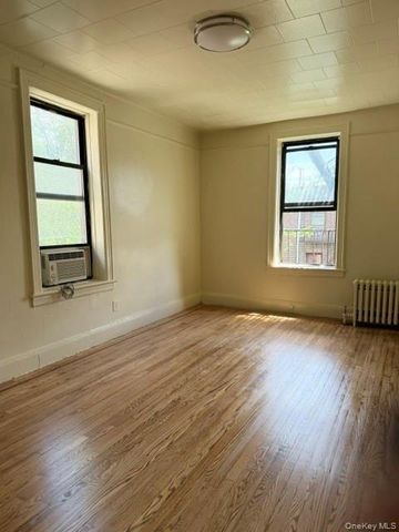 43-33 46 Street D9, Sunnyside, NY 11104