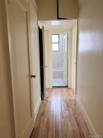 43-33 46 Street D9, Sunnyside, NY 11104