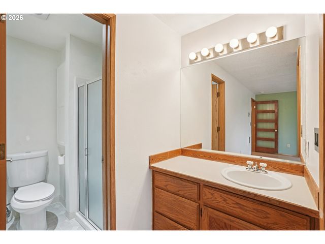 4133 Se TIBBETTS St, Portland, OR 97202