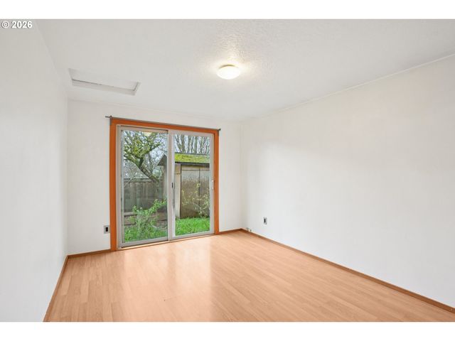 4133 Se TIBBETTS St, Portland, OR 97202