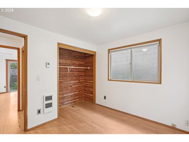 4133 Se TIBBETTS St, Portland, OR 97202