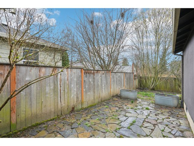 4133 Se TIBBETTS St, Portland, OR 97202