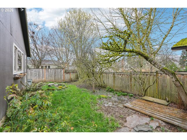 4133 Se TIBBETTS St, Portland, OR 97202