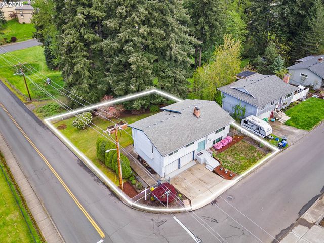 701 Ne FOOTHILLS Dr, Estacada, OR 97023