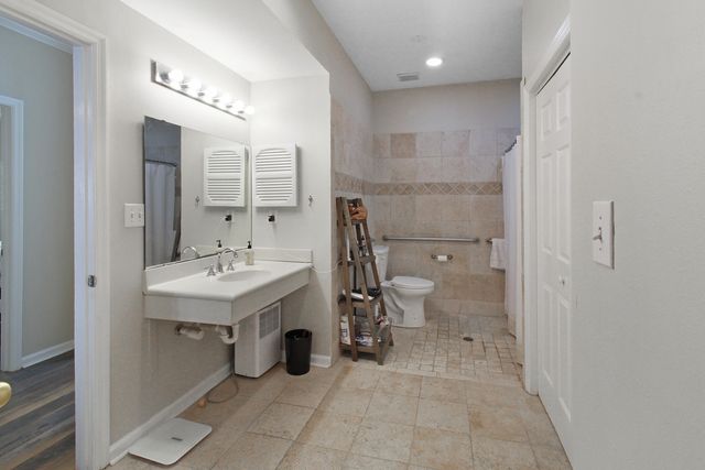 700 Daniel Ellis Drive Apt 12102, Charleston, SC 29412