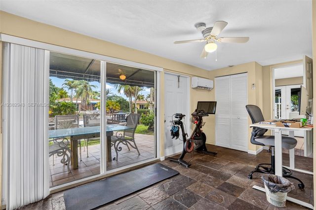 2100 SW 23rd Terrace, Fort Lauderdale, FL 33312