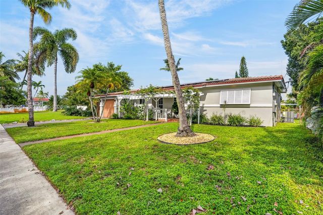 2100 SW 23rd Terrace, Fort Lauderdale, FL 33312