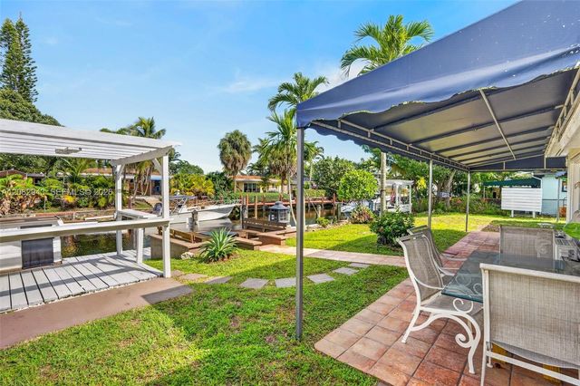 2100 SW 23rd Terrace, Fort Lauderdale, FL 33312