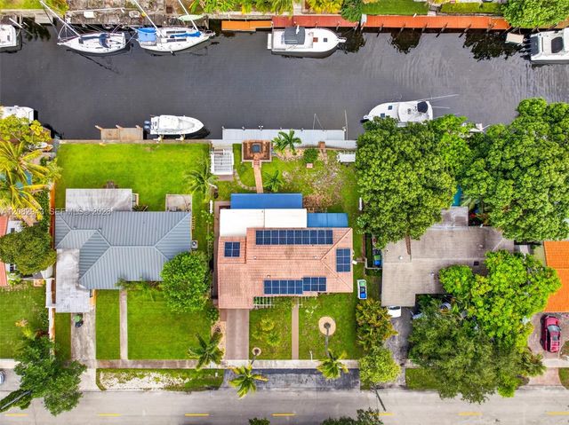 2100 SW 23rd Terrace, Fort Lauderdale, FL 33312