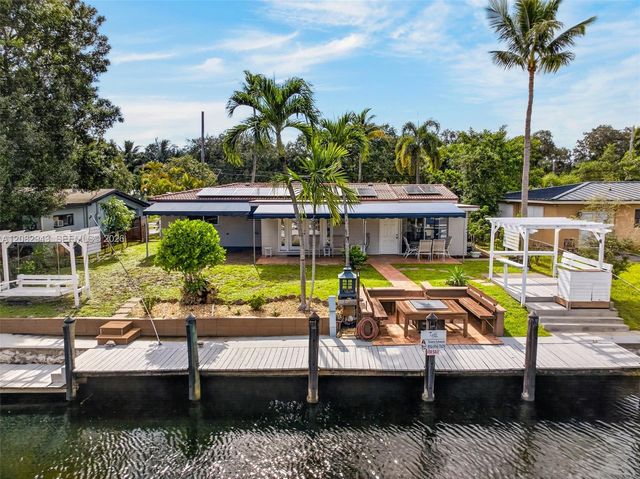 2100 SW 23rd Terrace, Fort Lauderdale, FL 33312