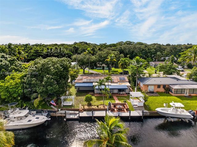 2100 SW 23rd Terrace, Fort Lauderdale, FL 33312