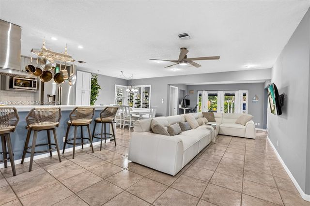 2100 SW 23rd Terrace, Fort Lauderdale, FL 33312