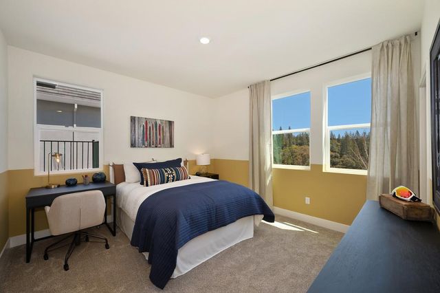 1000 Utah Dr, Placerville, CA 95667