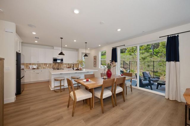 1000 Utah Dr, Placerville, CA 95667