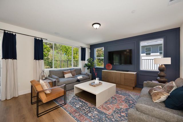 1000 Utah Dr, Placerville, CA 95667