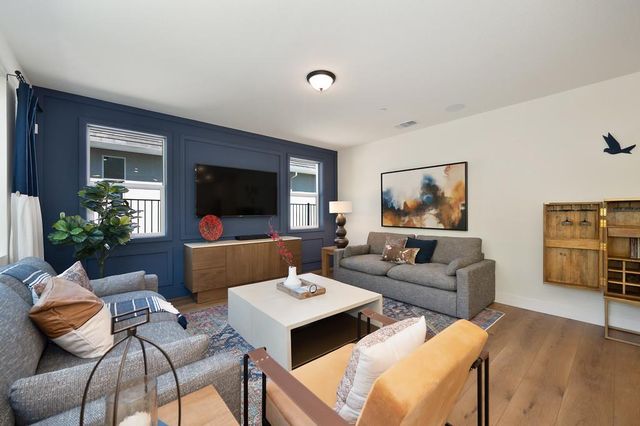 1000 Utah Dr, Placerville, CA 95667