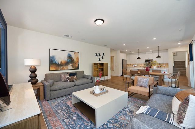 1000 Utah Dr, Placerville, CA 95667