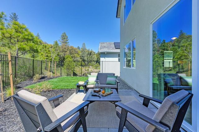 1000 Utah Dr, Placerville, CA 95667