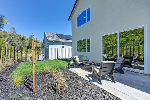 1000 Utah Dr, Placerville, CA 95667