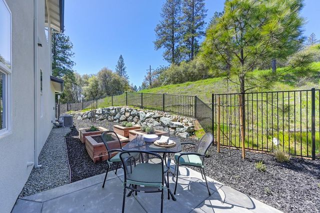 1000 Utah Dr, Placerville, CA 95667
