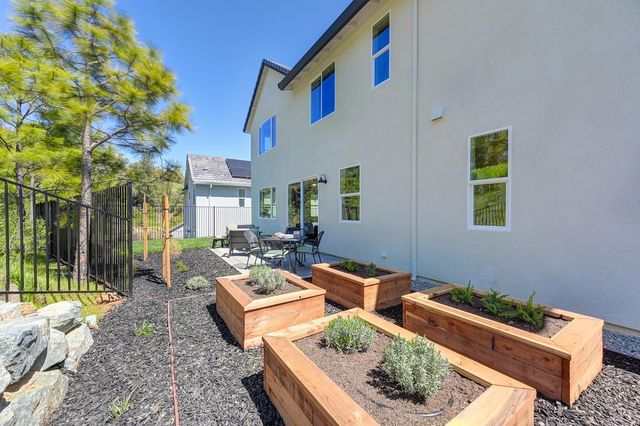 1000 Utah Dr, Placerville, CA 95667