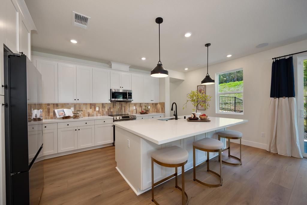 1000 Utah Dr, Placerville, CA 95667