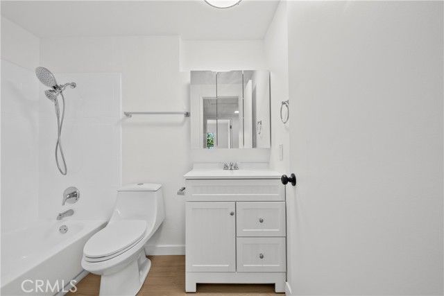 11010 Borden, Pacoima (los Angeles), CA 91331