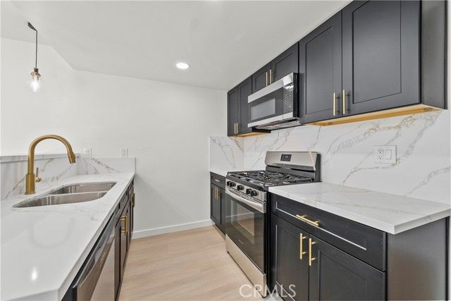 11010 Borden, Pacoima (los Angeles), CA 91331