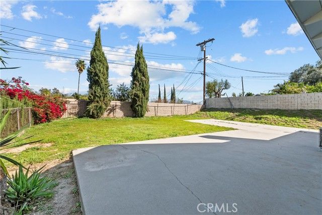 11010 Borden, Pacoima (los Angeles), CA 91331
