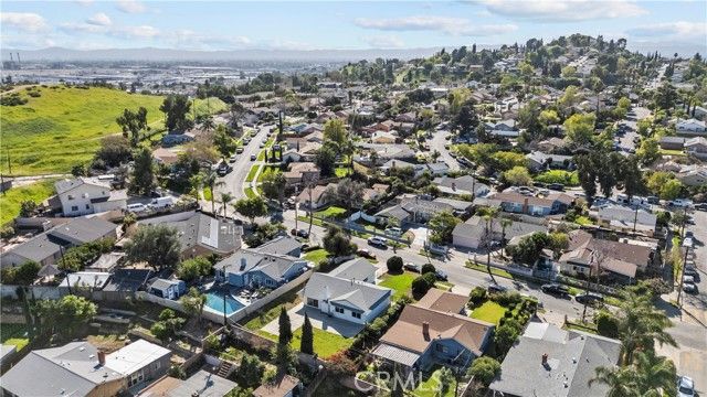 11010 Borden, Pacoima (los Angeles), CA 91331