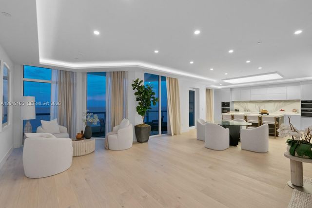 17875 Collins Avenue PH5002, Sunny Isles Beach, FL 33160
