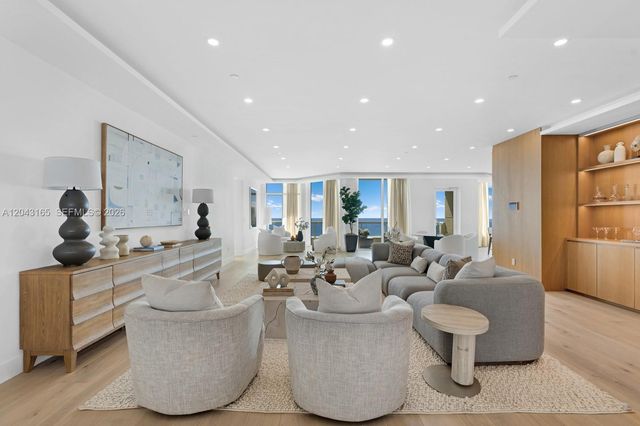 17875 Collins Avenue PH5002, Sunny Isles Beach, FL 33160
