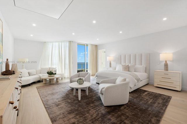17875 Collins Avenue PH5002, Sunny Isles Beach, FL 33160