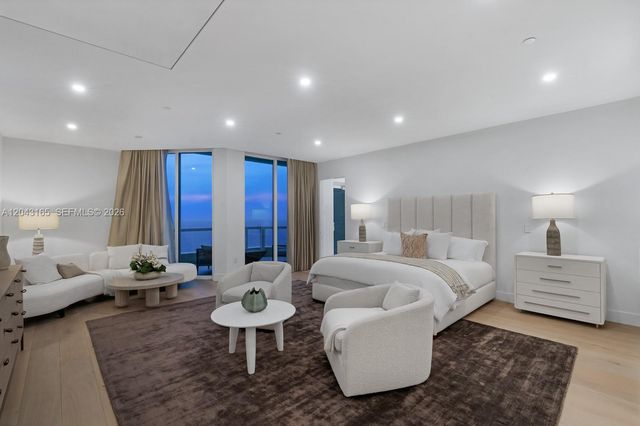 17875 Collins Avenue PH5002, Sunny Isles Beach, FL 33160