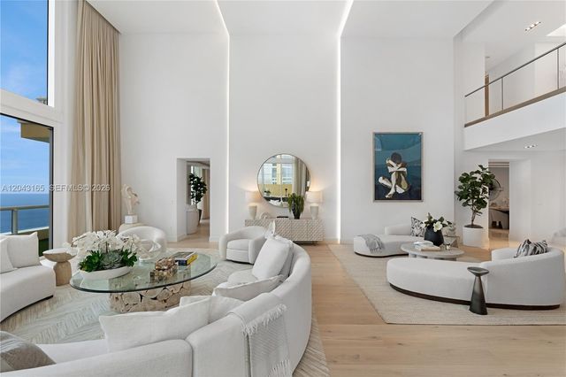 17875 Collins Avenue PH5002, Sunny Isles Beach, FL 33160