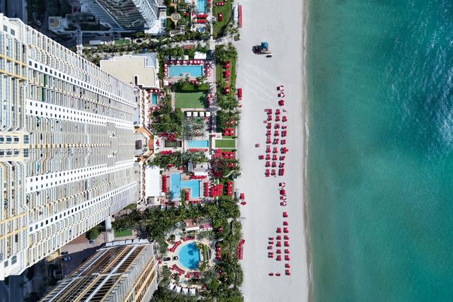 17875 Collins Avenue PH5002, Sunny Isles Beach, FL 33160