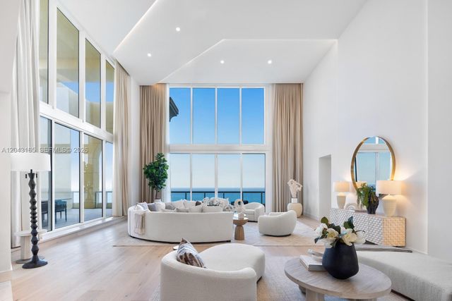 17875 Collins Avenue PH5002, Sunny Isles Beach, FL 33160