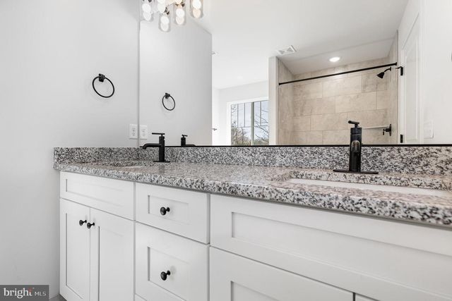 114 CRYSTAL CT, Locust Grove, VA 22508