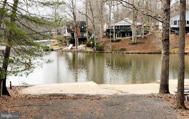 114 CRYSTAL CT, Locust Grove, VA 22508